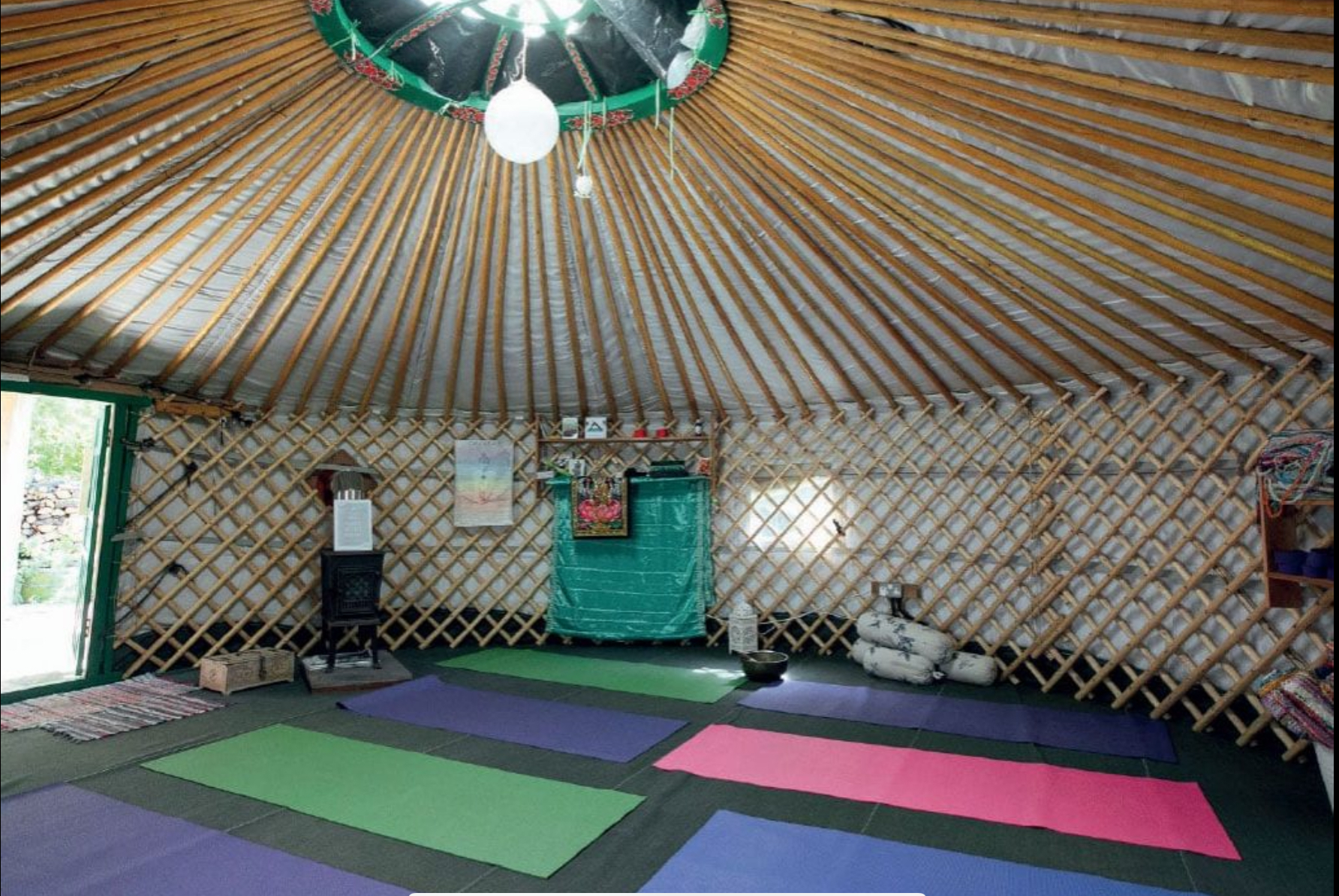 Yoga yurt