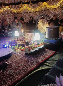 Emerald Earth Community Yurt - Visit our Oxford Show yurt or Speak to Us Emerald Earth Community Yurt